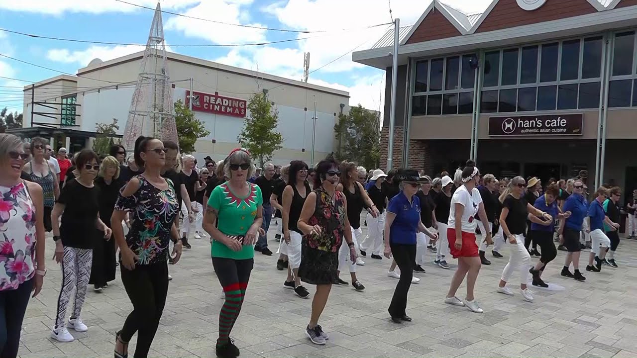 RED HOT SALSA LINE DANCE. WORLD RECORD CHALLENGE.  Mandurah Western Australia. 13/12/2020