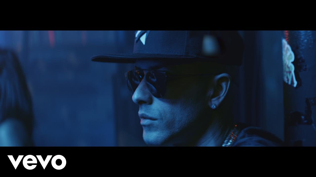Yandel - Loba (Official Video)