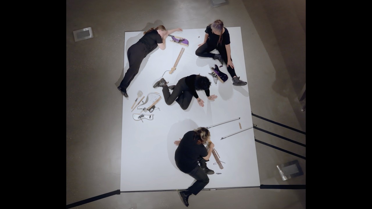 Naama Tsabar Performance | To Hold a Form