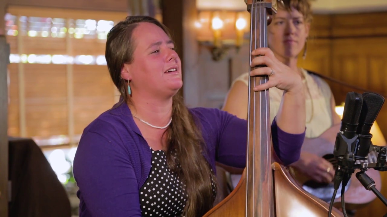 Foghorn Stringband - Les Oiseaux Vont Chanter