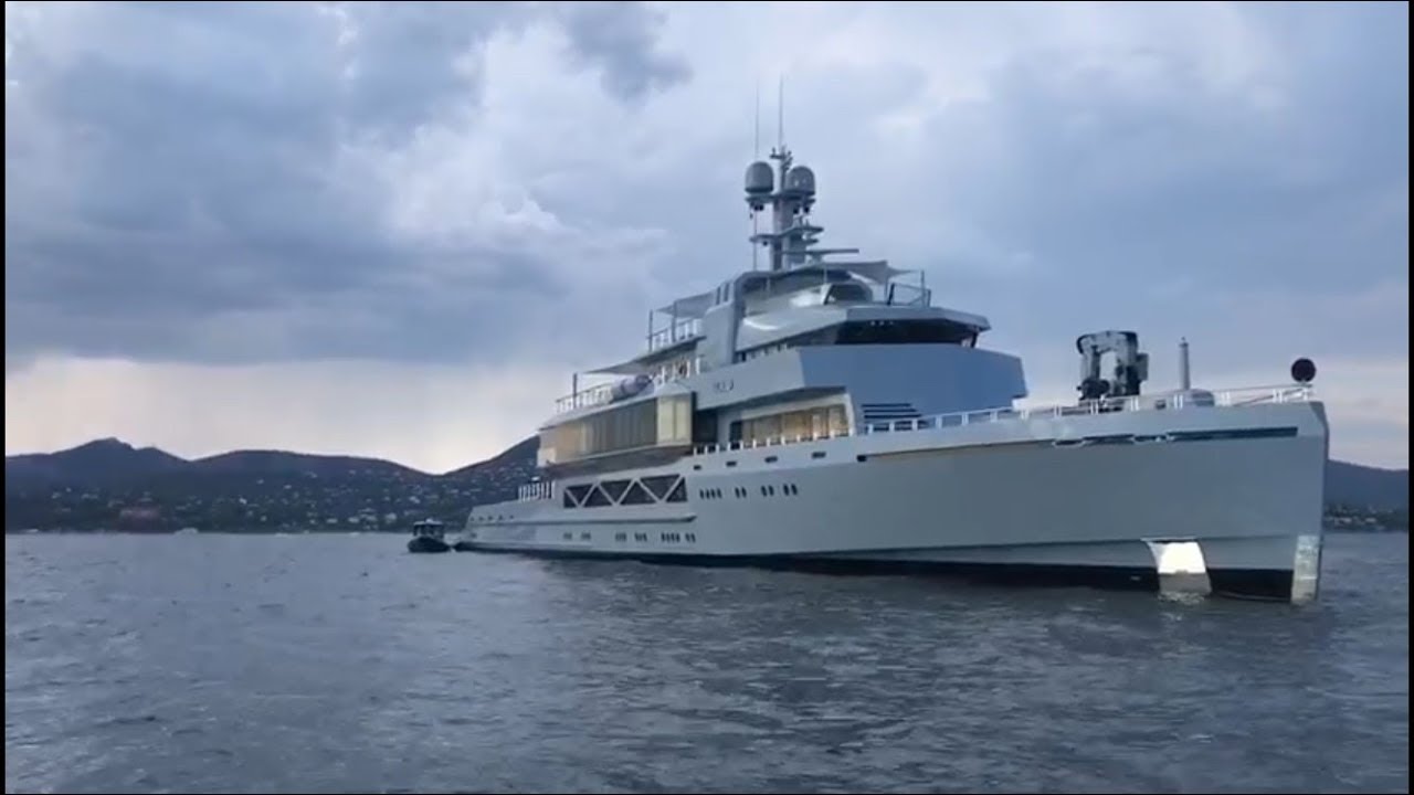 Warship or SuperYacht ? Meet BOLD yacht, the star of the 2019 Monaco Yacht Show !
