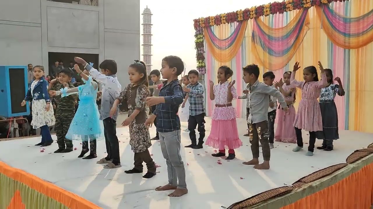 Me Jhulo Deva Dance