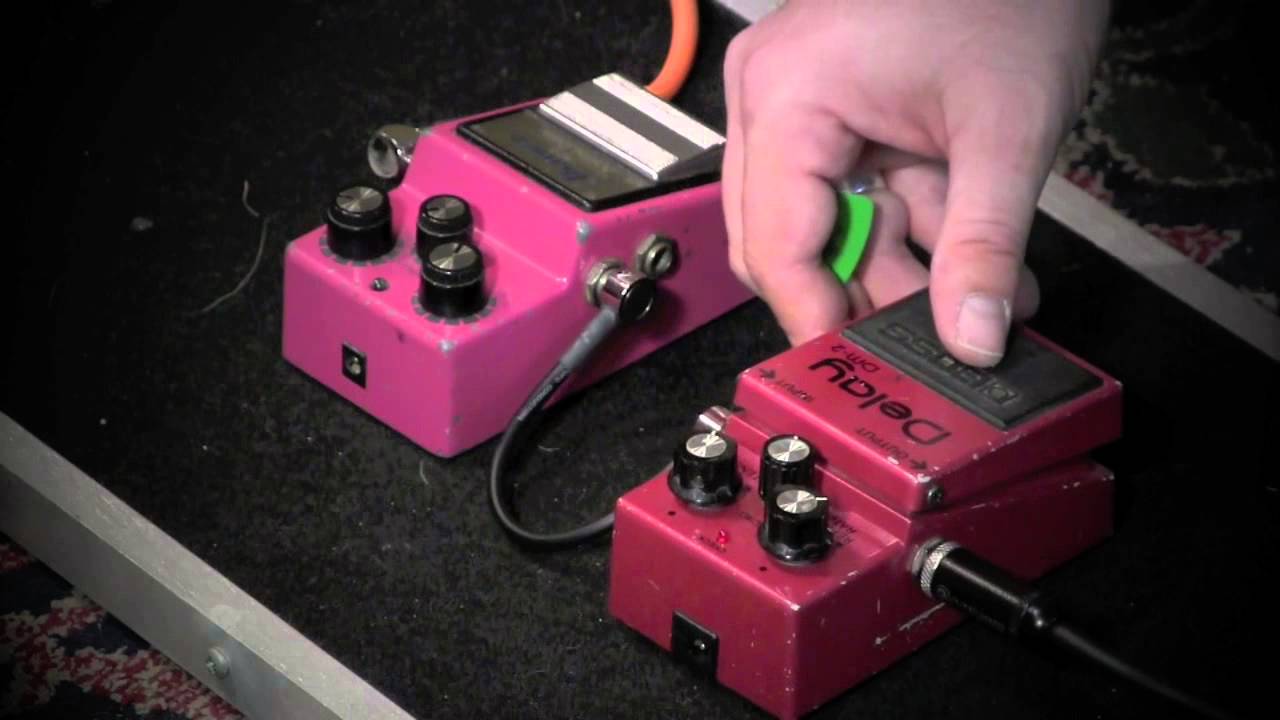 Vintage Ibanez AD9 vs Boss DM-2 analog delay guitar pedal shootout