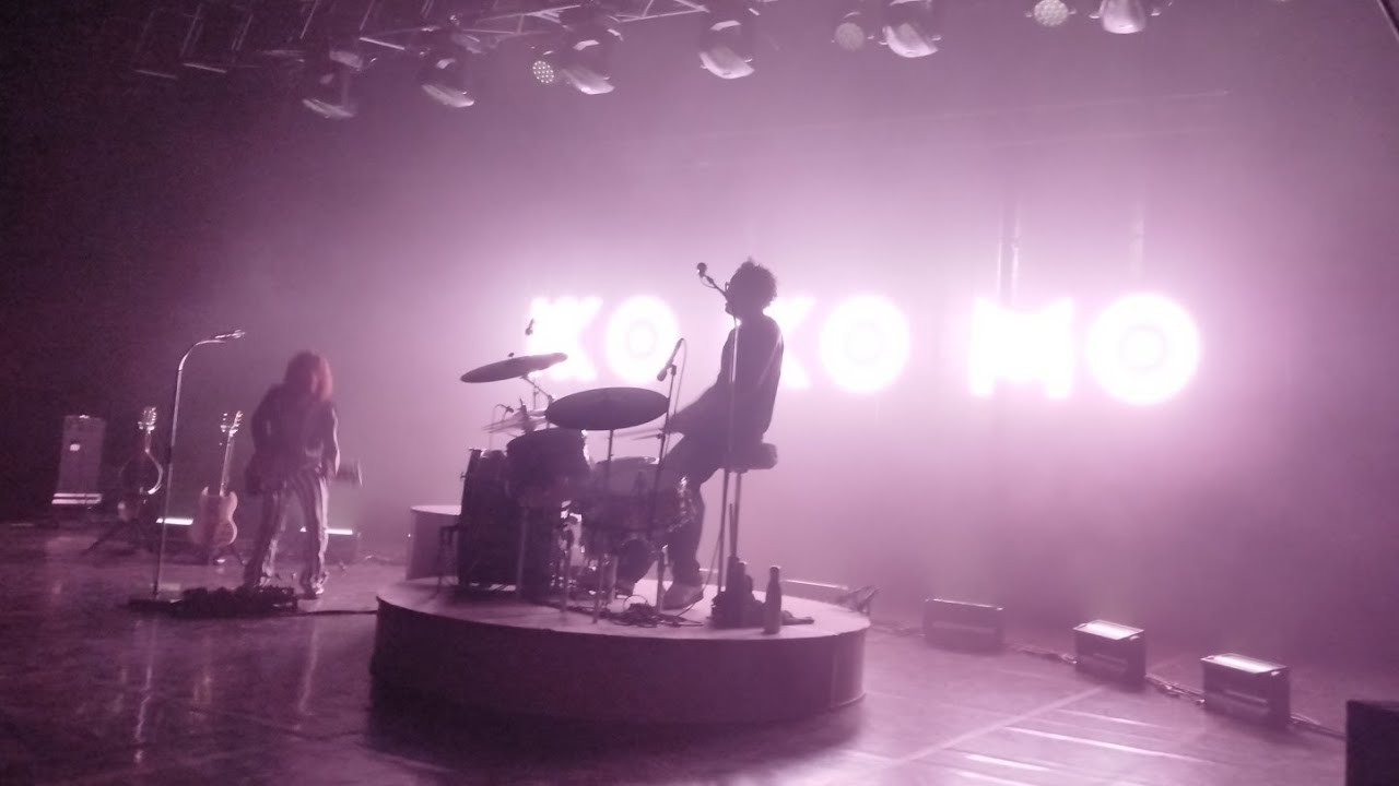 Ko Ko Mo - Non Essential Man (live@Eurythmie Montauban)