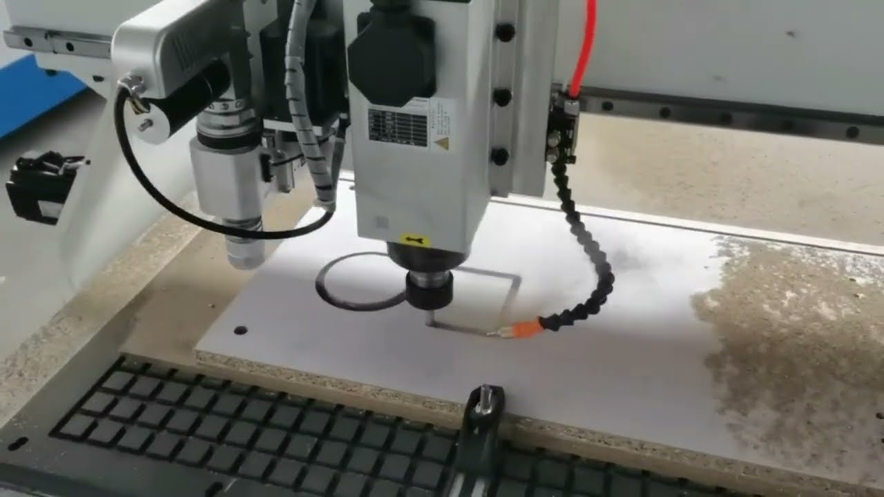STM1325O CNC Router Machine with Oscillating Knife Cutting System