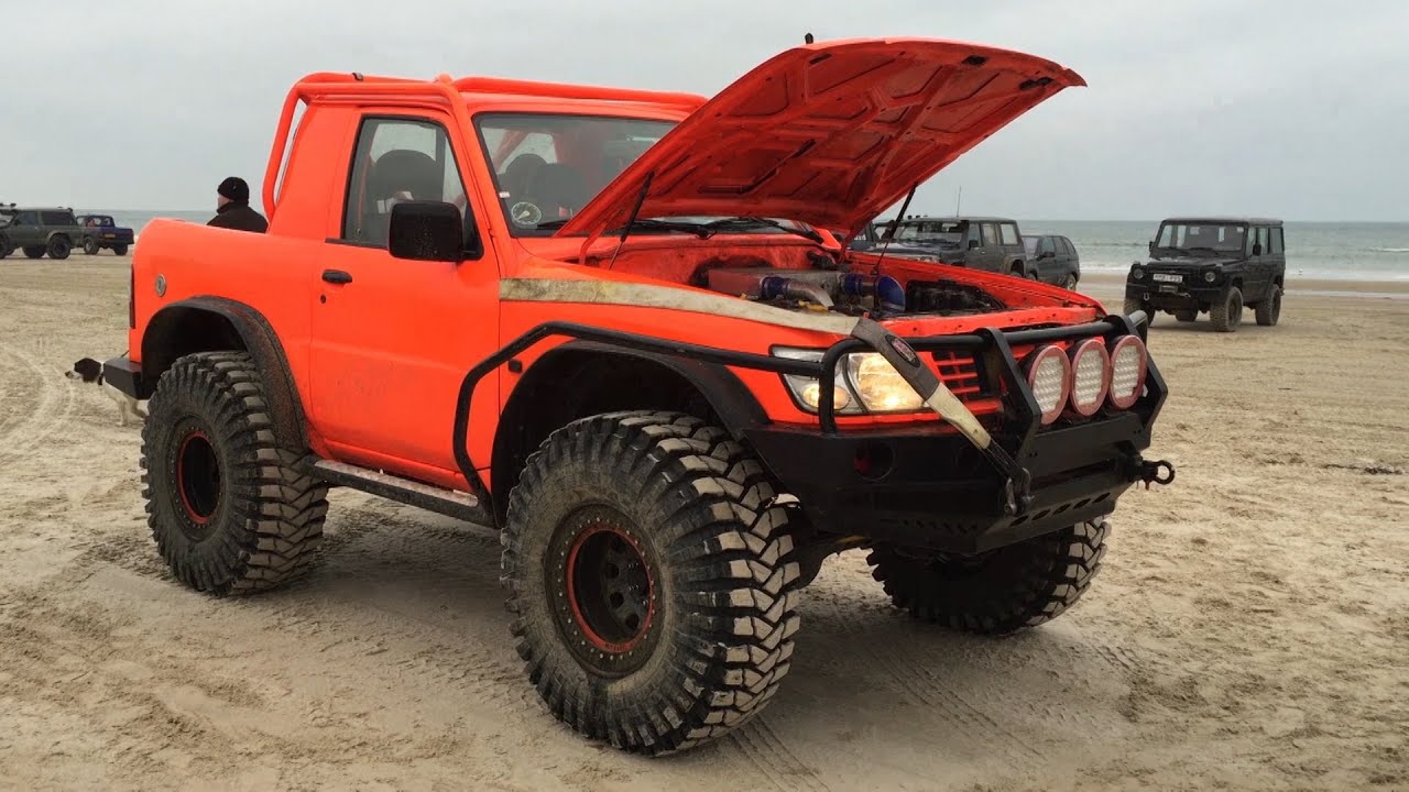 Crazy Orange Nissan Patrol 2.8 Ti at Løkken Beach Tour 4x4 2016