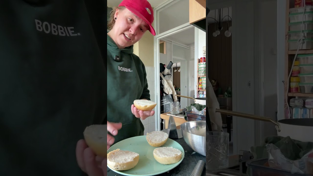 Smash burgers met fancy kaas #smashburger #ikwilkaas #broodjebouwen #kookvideo #goodfood