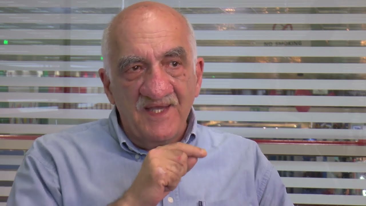 Πορτρέτα μεταφραστ(ρι)ών: Αχιλλέας Κυριακίδης | Translators' portraits: Achilleas Kyriakidis
