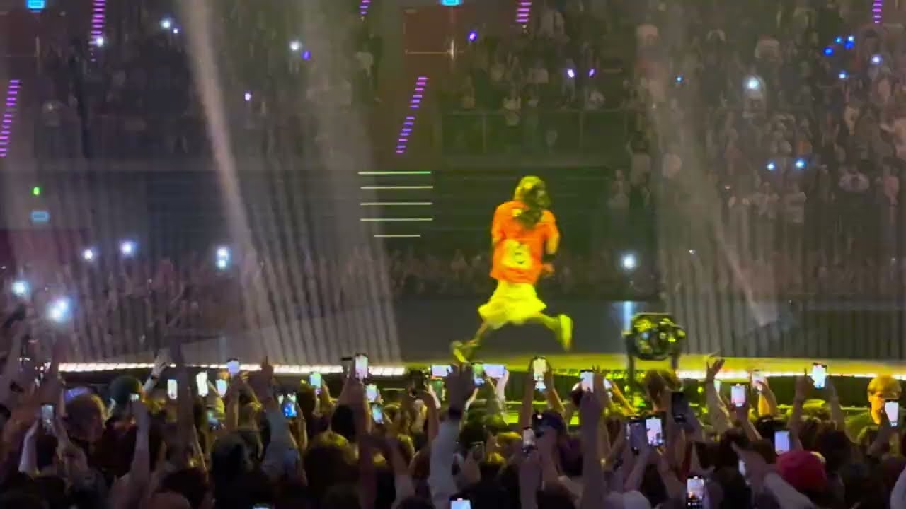 Billie Eilish - LUNCH @ Tauron Arena, Kraków, Poland - June 3, 2025 [4K]