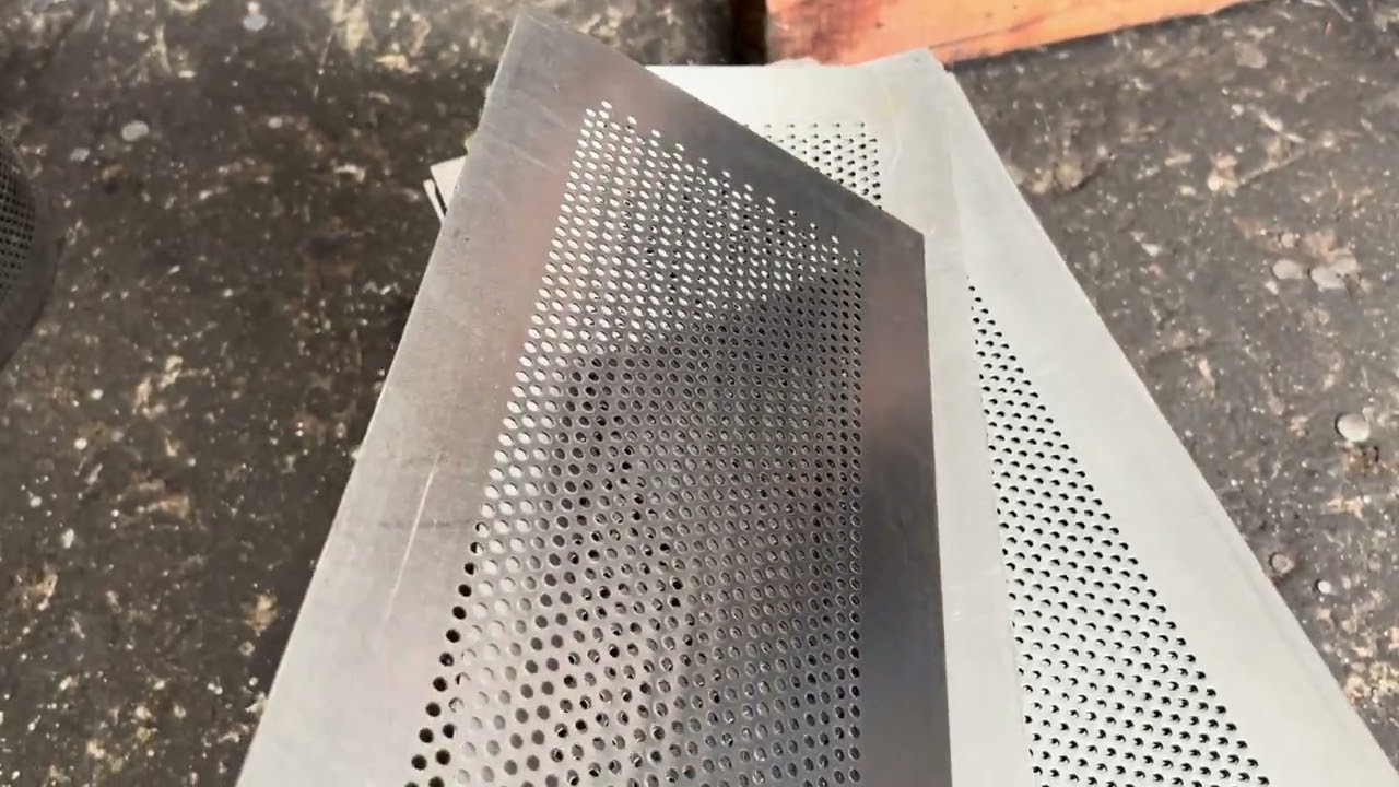SCHOOL BANCH PERFORATED SHEET IN MILD STEEL 9998535243 #SCHOOLBANCH #PERFORATED #PERFORATION #JALI