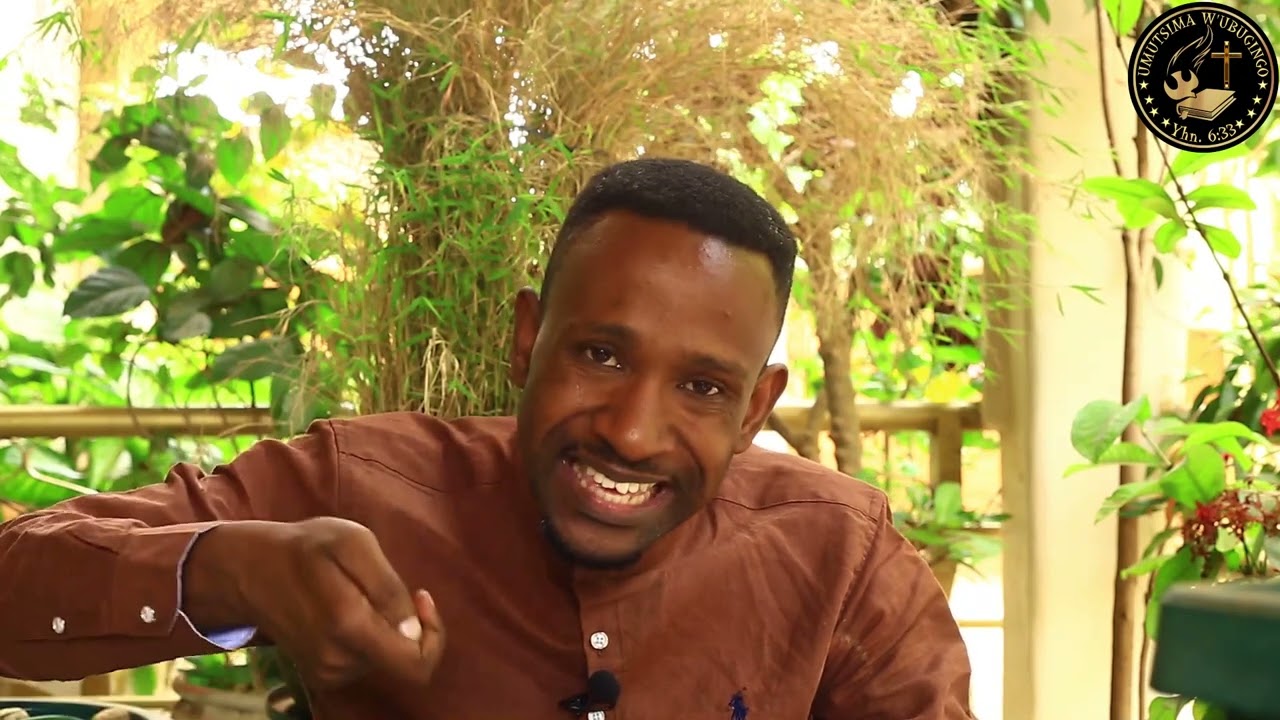 NI GUTE UMUNTU ADASHOBORA GUKORERA ABAMI BABIRI ARIBO IMANA N'AMAFARANGA By Ev.Maturo