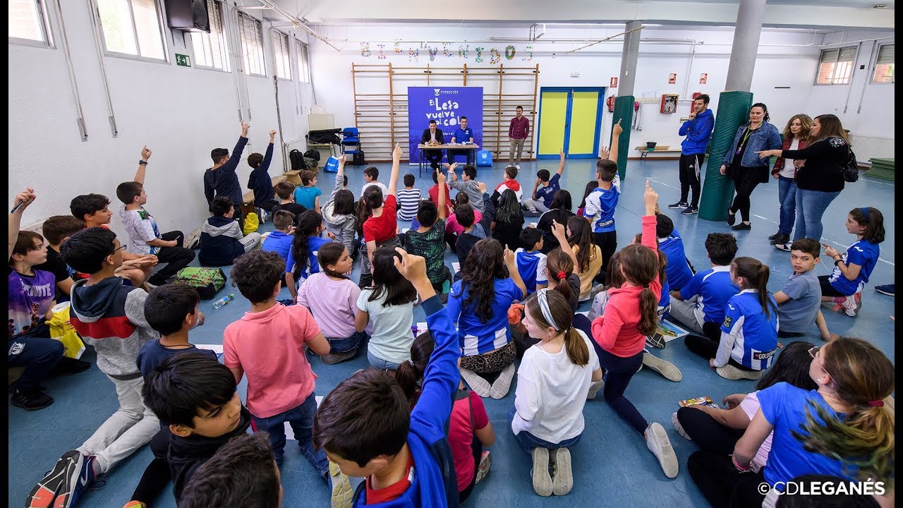 'El Lega Vuelve Al Cole' con Andrés Prieto y Martín Ortega (Colegio Joan Miró)