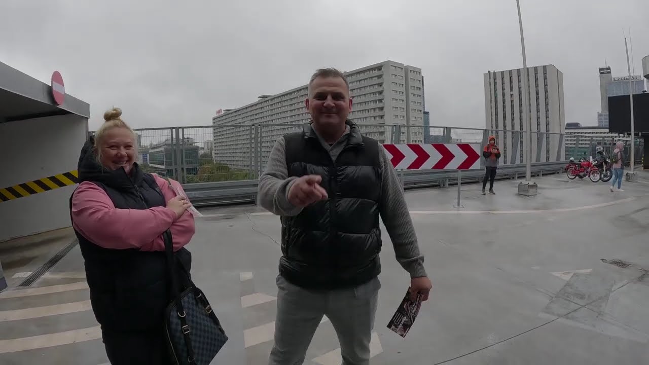 SuperAuta  w Supersamie VI Zlot Klasyków na Dachu