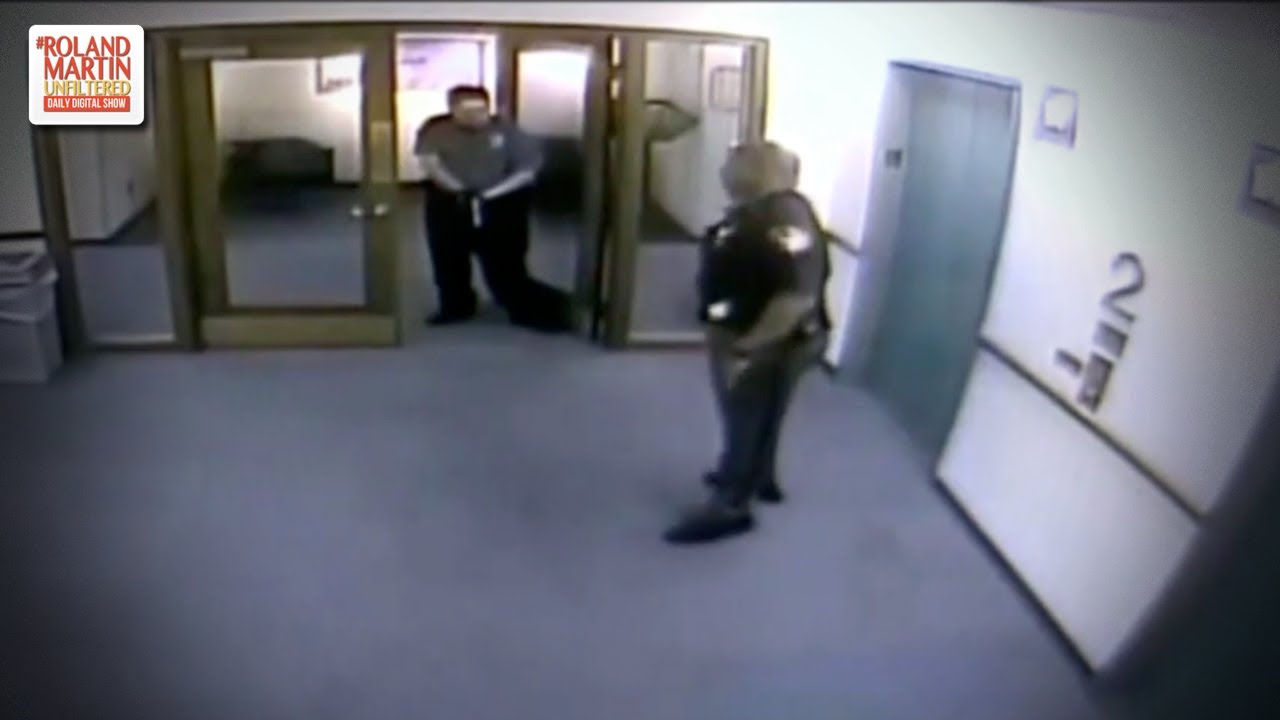 Security Guard Pulls Gun On Black Police Officer In Full Uniform & Tried To Take Him Into Custody