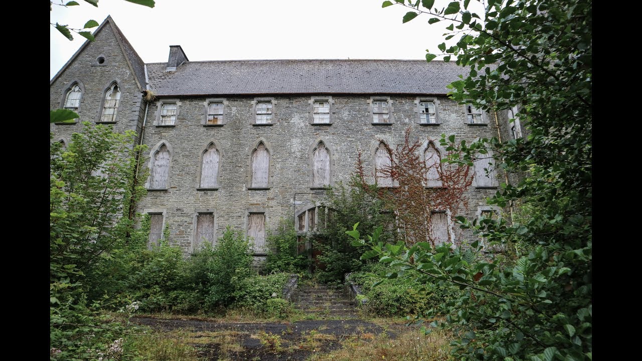 Abandoned Religious School with Preserved Chapel (Religious Decline #2) - URBEX UK