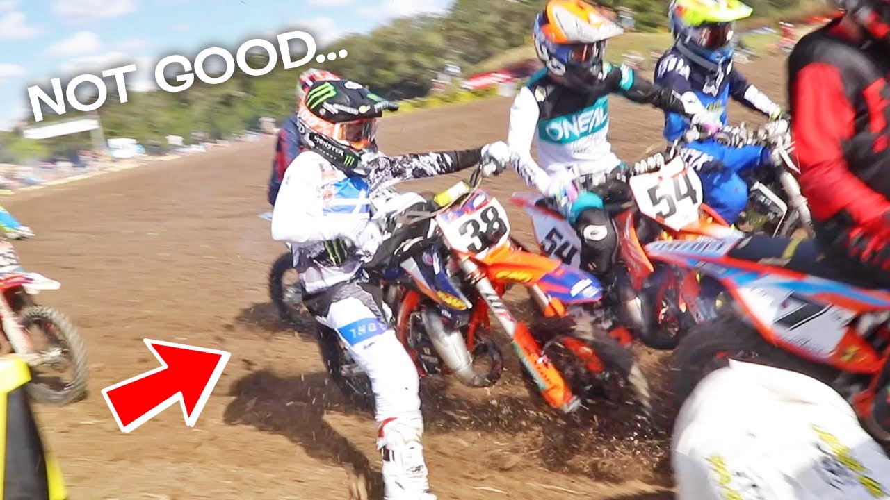 LUCKY I DIDN'T GO DOWN! 2020 MINI O'S SUPERCROSS RACE!