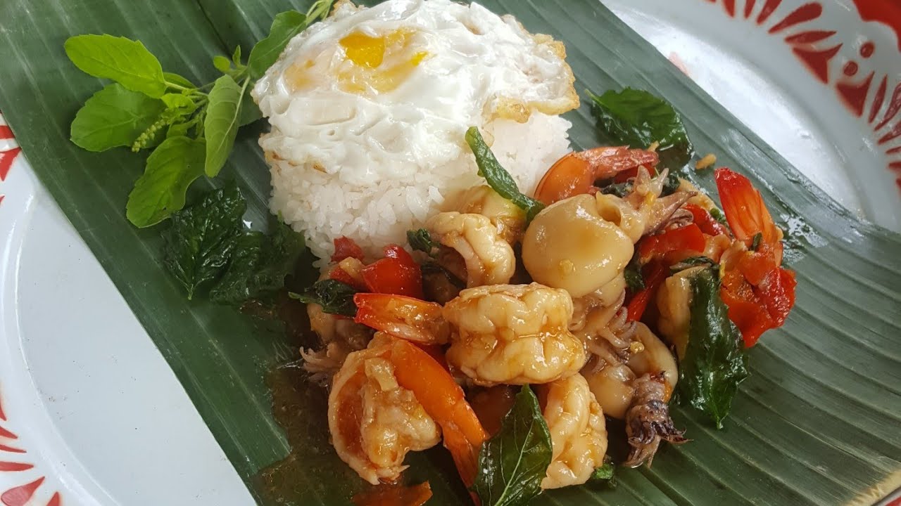Spicy Seafood Holy Basil Stir-Fried | Pad Krapao Talay