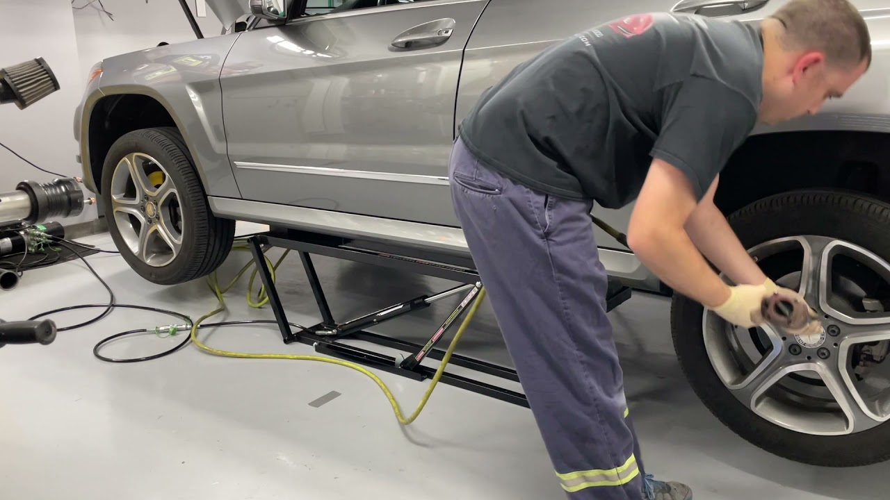 GLK 250 diesel oil change