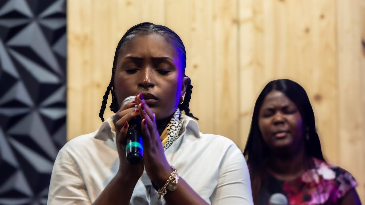 À l'agneau immolé / Adonai | Soeur Sahera