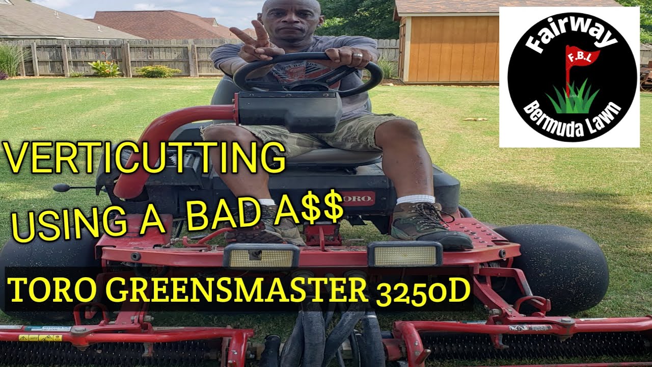 Verticutting My Lawn - Using a GREENSMASTER 3250D
