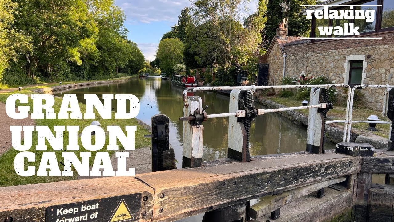 Relaxing walk along the Grand Union Canal [4K] 🇬🇧 UK countryside Nature Walk Tour