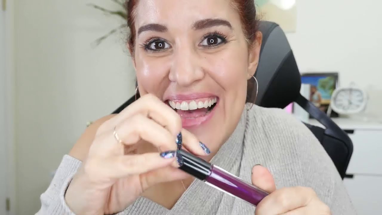 Swatching Mary Kay Unlimited Lip Gloss