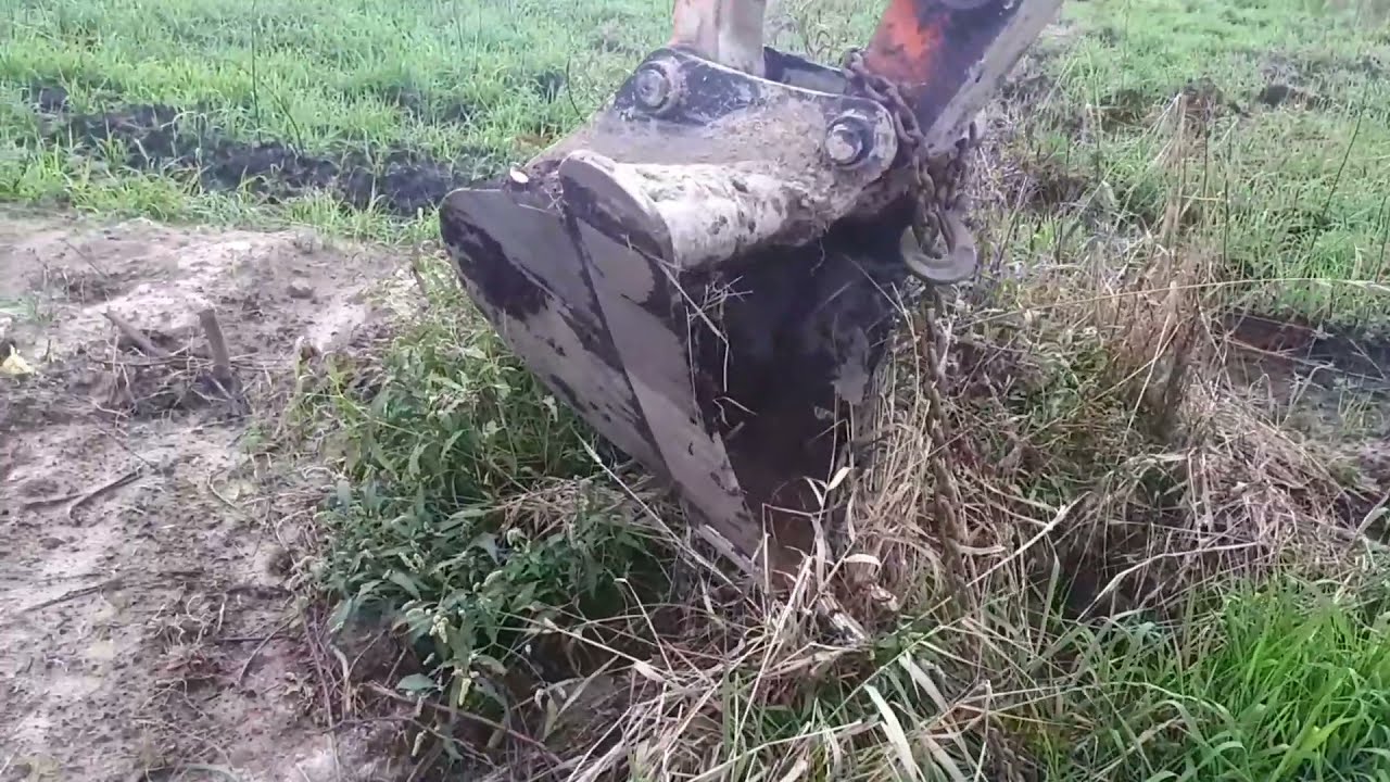 Гусеничный экскаватор Hitachi ZX70