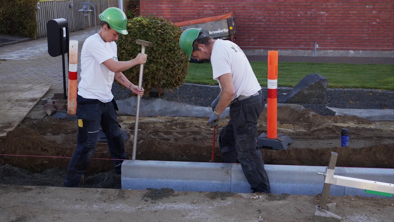 Bordstein-Richt-Pflug