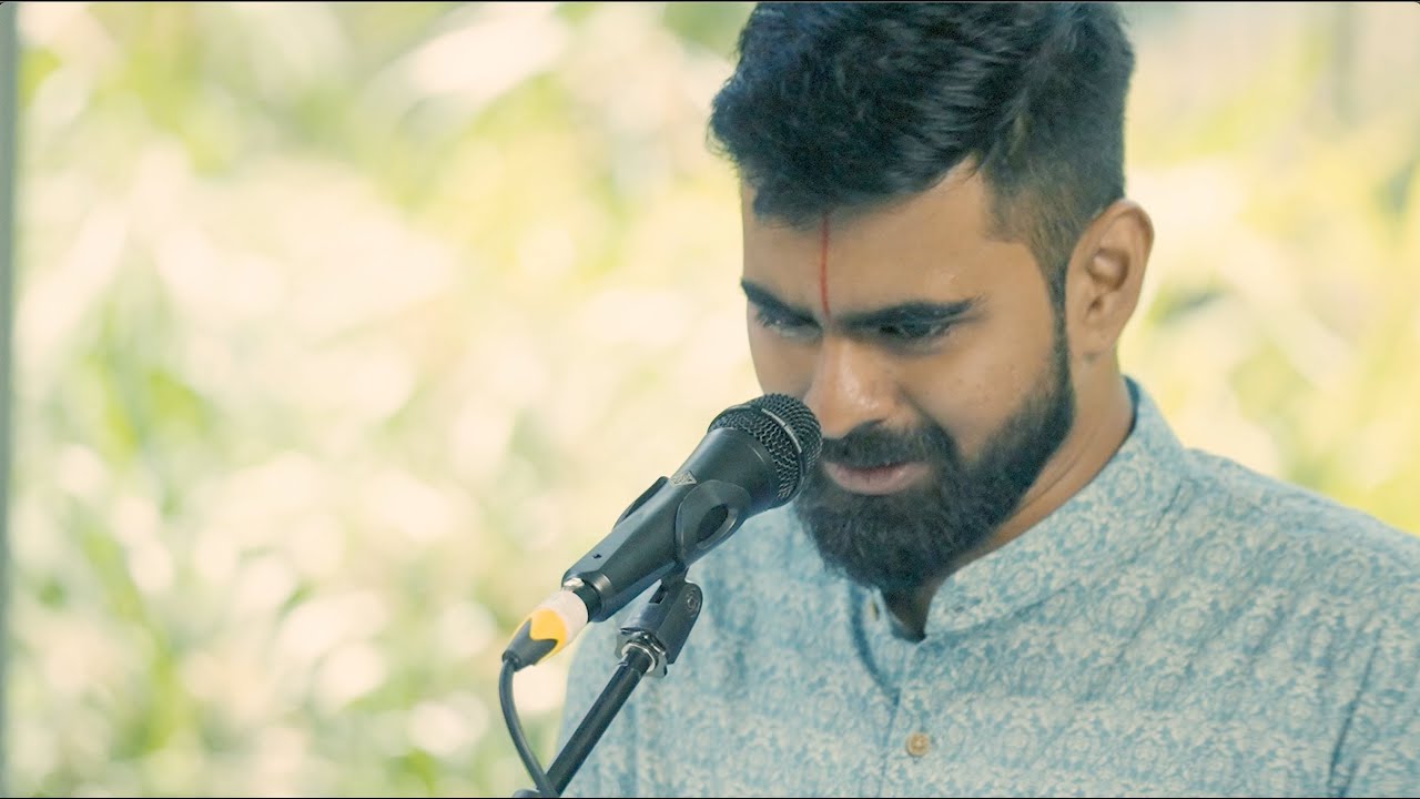 Aditya Madhavan: Ragam Thodi