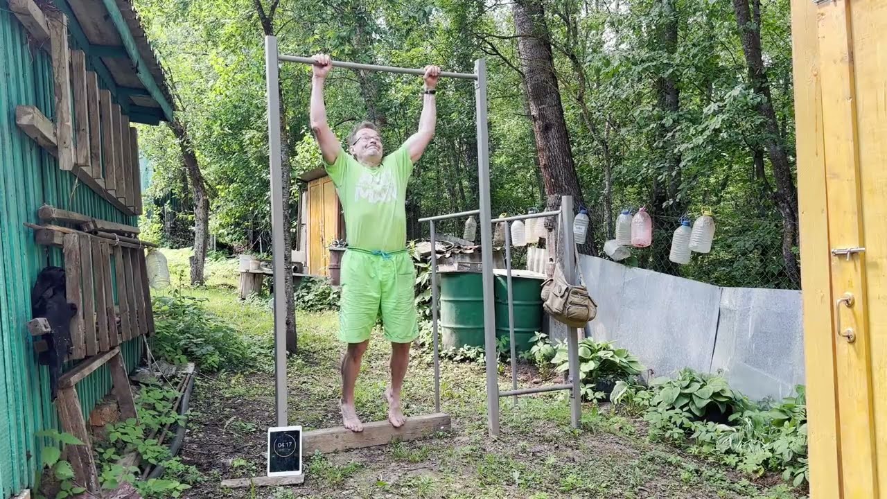 Новый челлиндж Семенихина. 40 подтягиваний + 40 отжиманий на брусьях за 5 минут.