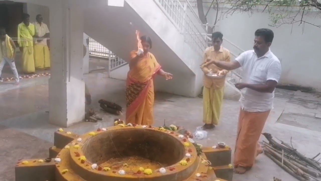 SRI KUMMATHAMMAN TEMPLE CHITHATHUR    HIRU MUDI 2023