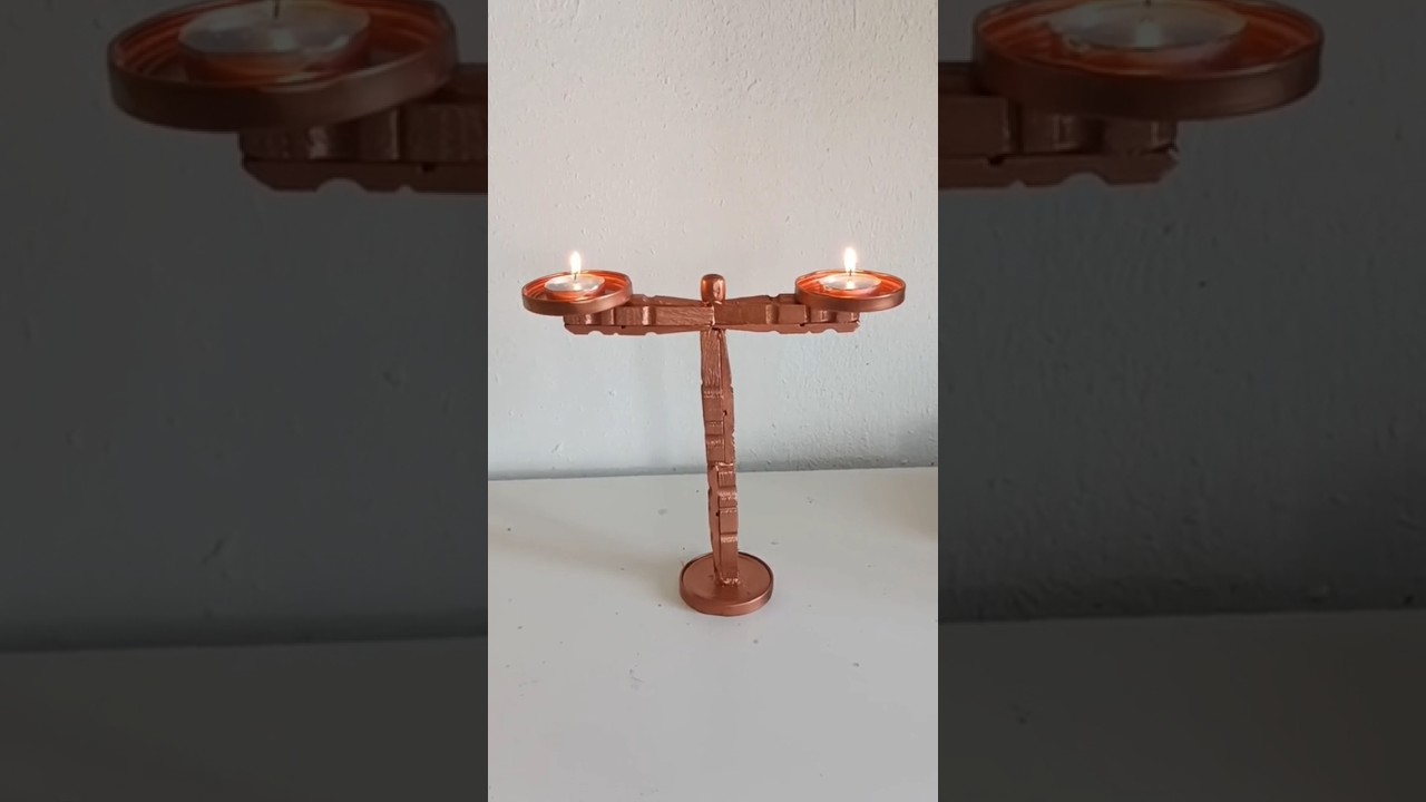 CANDELABRO. Manualidad con PINZAS de madera y tapas de frascos de cristal. #diy #craft #manualidades