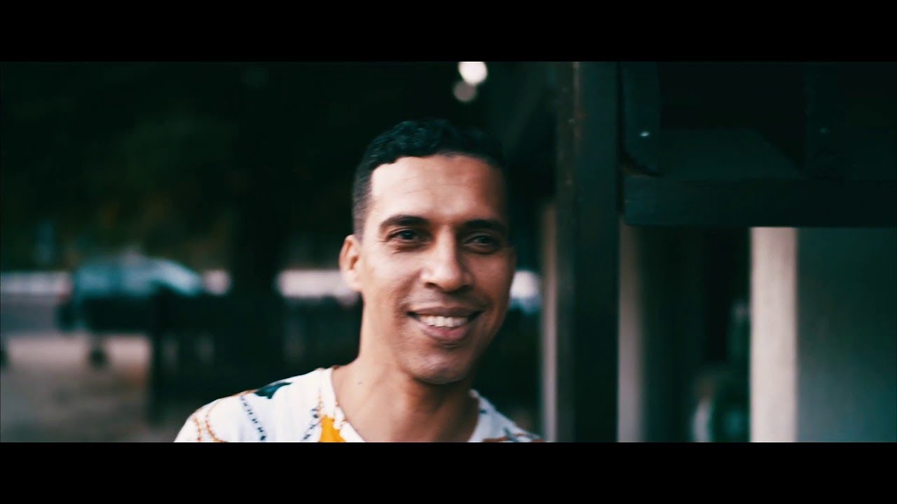 Fouzi Rai Lover (Mzia Ezhar Tfekarni_مزيا الزهر تفكرني) Clip Officiel