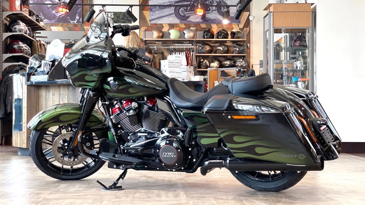 NEW CVO Street Glide 2022 (Envious Green Fade) Harley-Davidson 117
