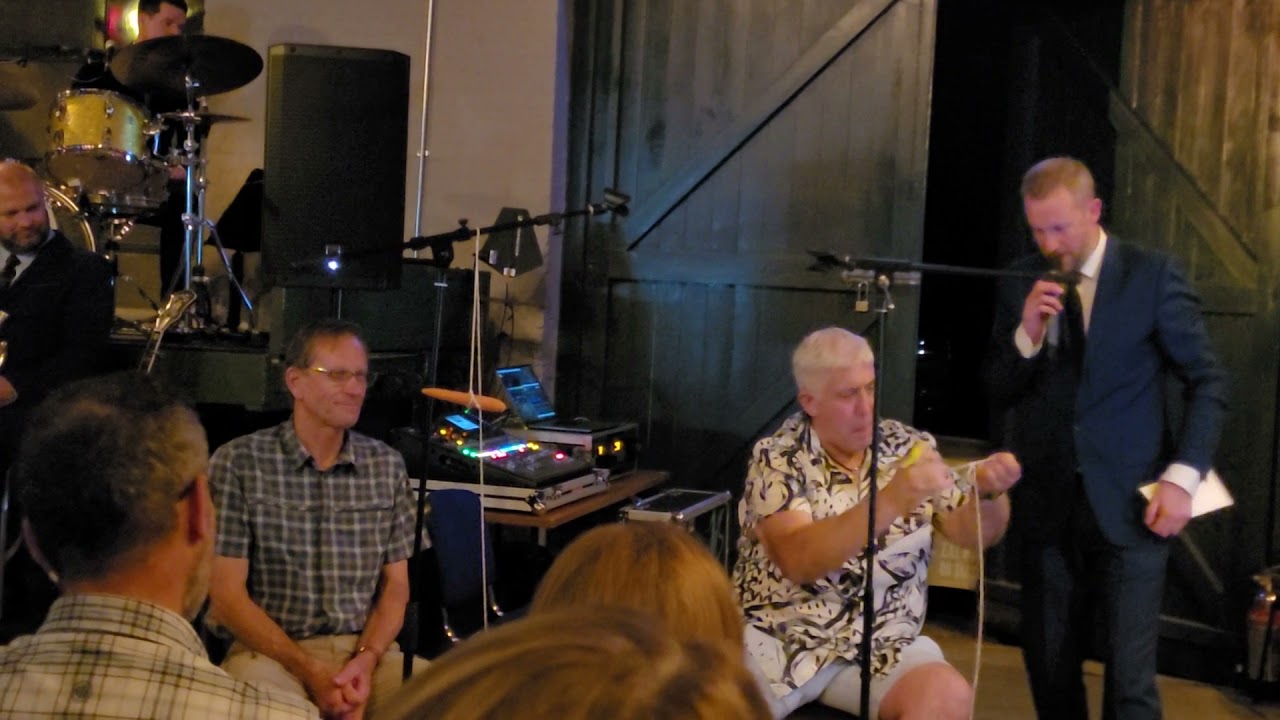 Alan Molloy completes #webrew Horne Section Taskmaster banana challenge