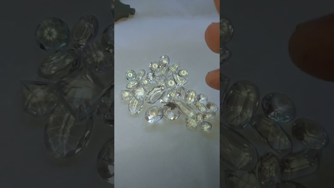 Quartzo hialino lapidado