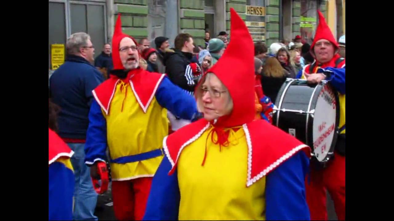 Faschingsumzug in Ludwigshafen am Rhein 2010 -Teil 1.wmv