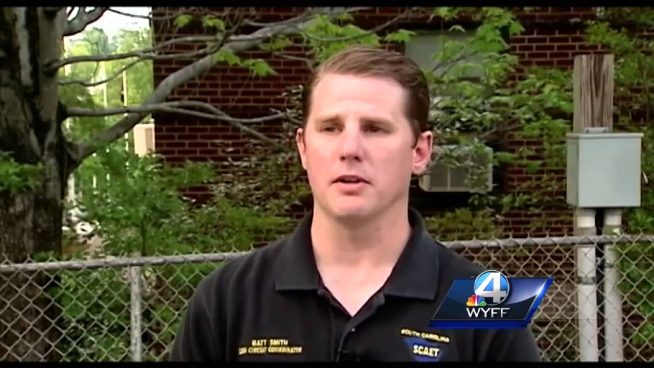 Cops sending undercover teens into stores to make sure clerks ID alcohol sales