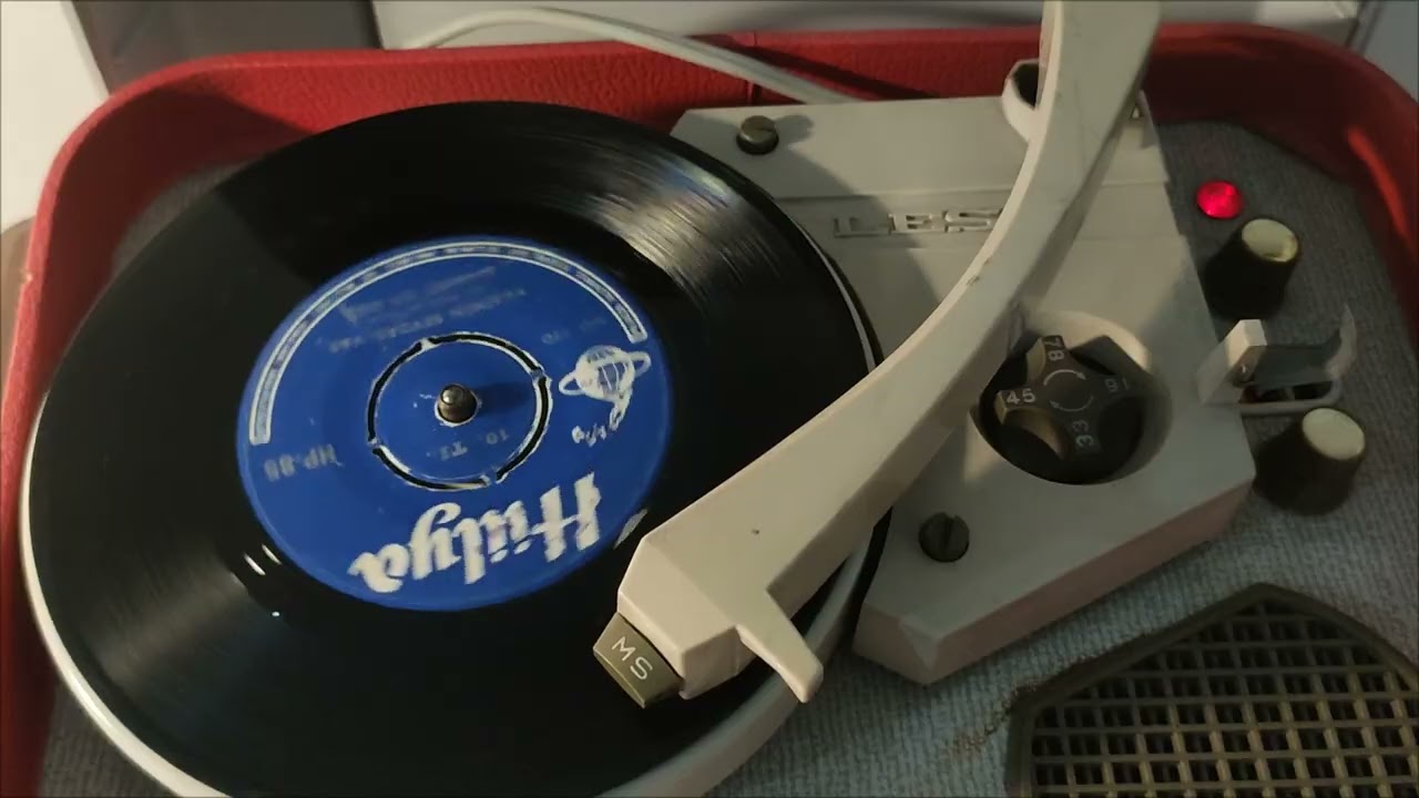 NUH AKGÜN YARİMİN SEVDASI VAR 45 lik #nostalji #müzik #türkü #retro 