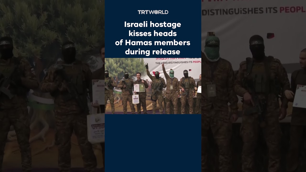 Israeli hostage kisses heads of Hamas members during release