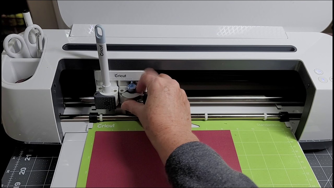 ВЕЛИКОЛЕПНОЕ тиснение фольгой Cricut для ваших открыток