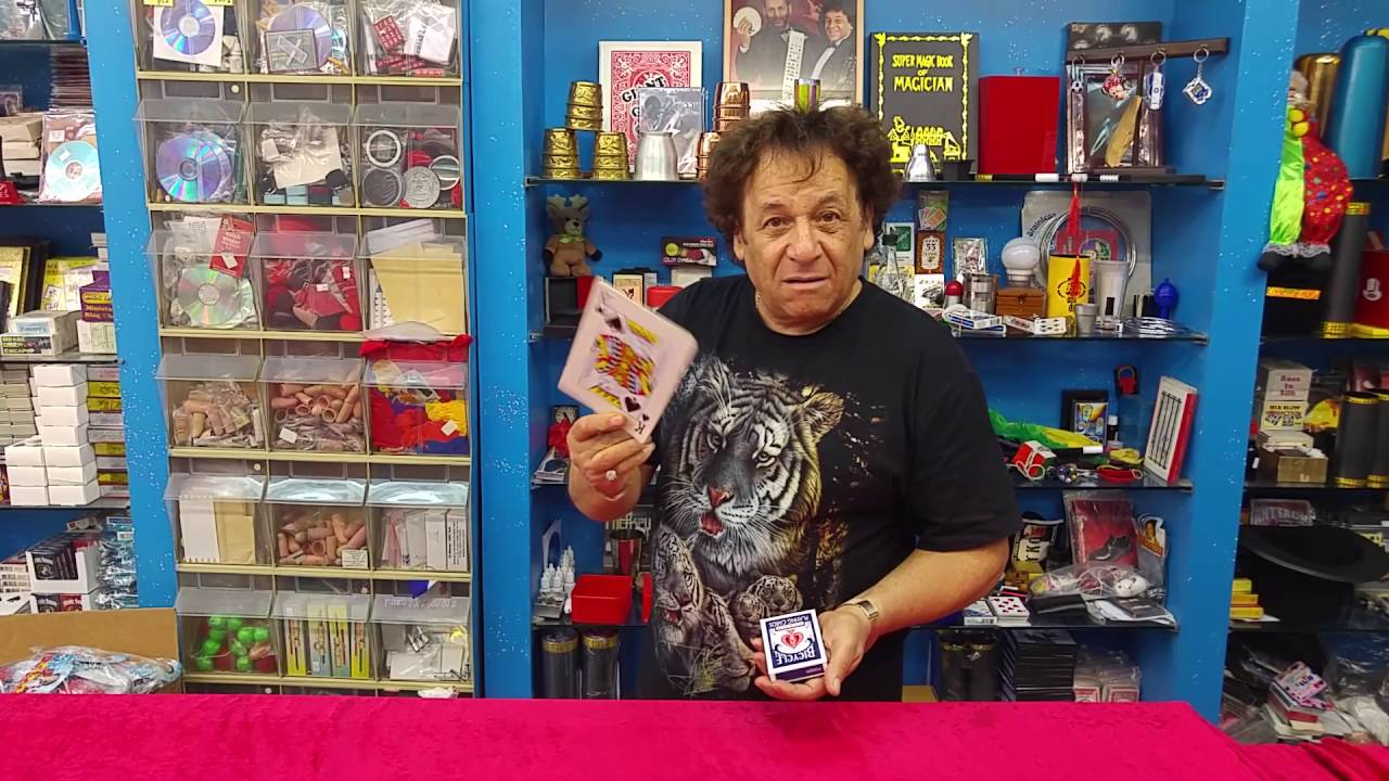 מרכז הקסמים חפיסת קלפים נעלמת