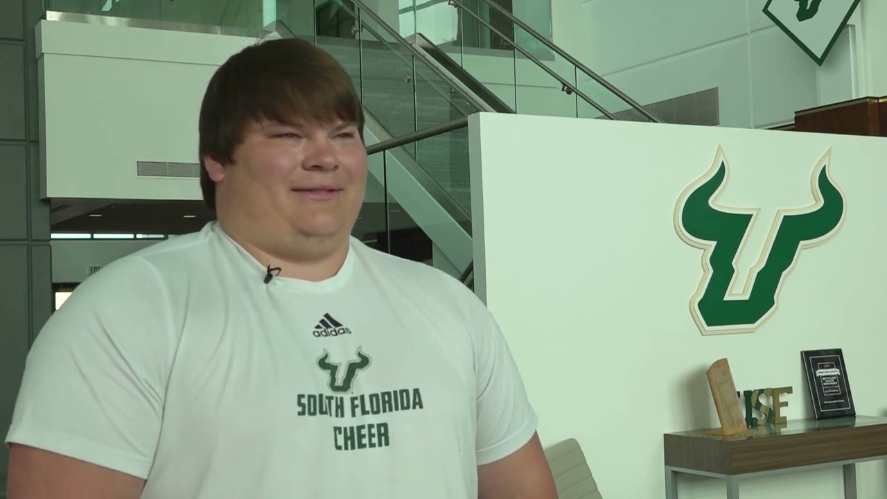 ZSPORTS 04/18/25 Meet USF’s viral cheerleaders Ashlyn Pinner and Brandon Gray