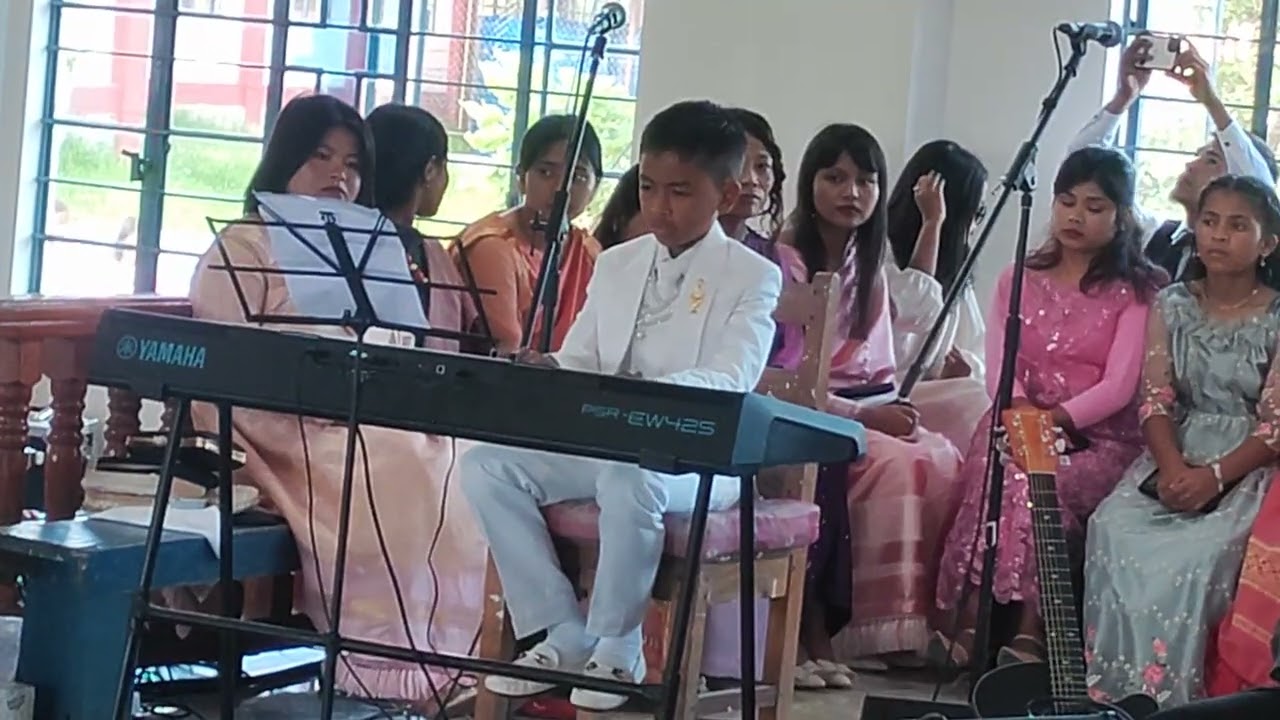 TEM PIANO U VINCENT G. KHARMIH, U KHYNNAH PDIANG KOMUNION BANYNGKONG RWAI KI KHYNNAH KA PARISH SMIT