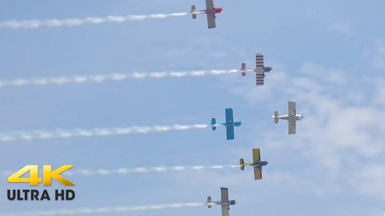 Команда пилотажной группы Falcon Flight Formation Team на авиашоу в Ларедо 2020 года