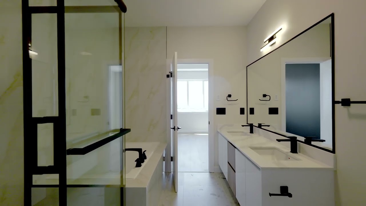 Living in Meltwater - 1912 48 St SW - Edmonton, AB