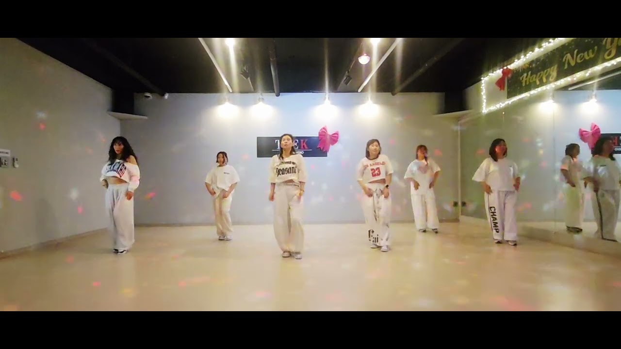 Love Me More - Apink(에이핑크)/오후8시30분 챌린지 댄스반/방송댄스/k-pop 댄스/더케이댄스/안산댄스학원/월피동 댄스학원#