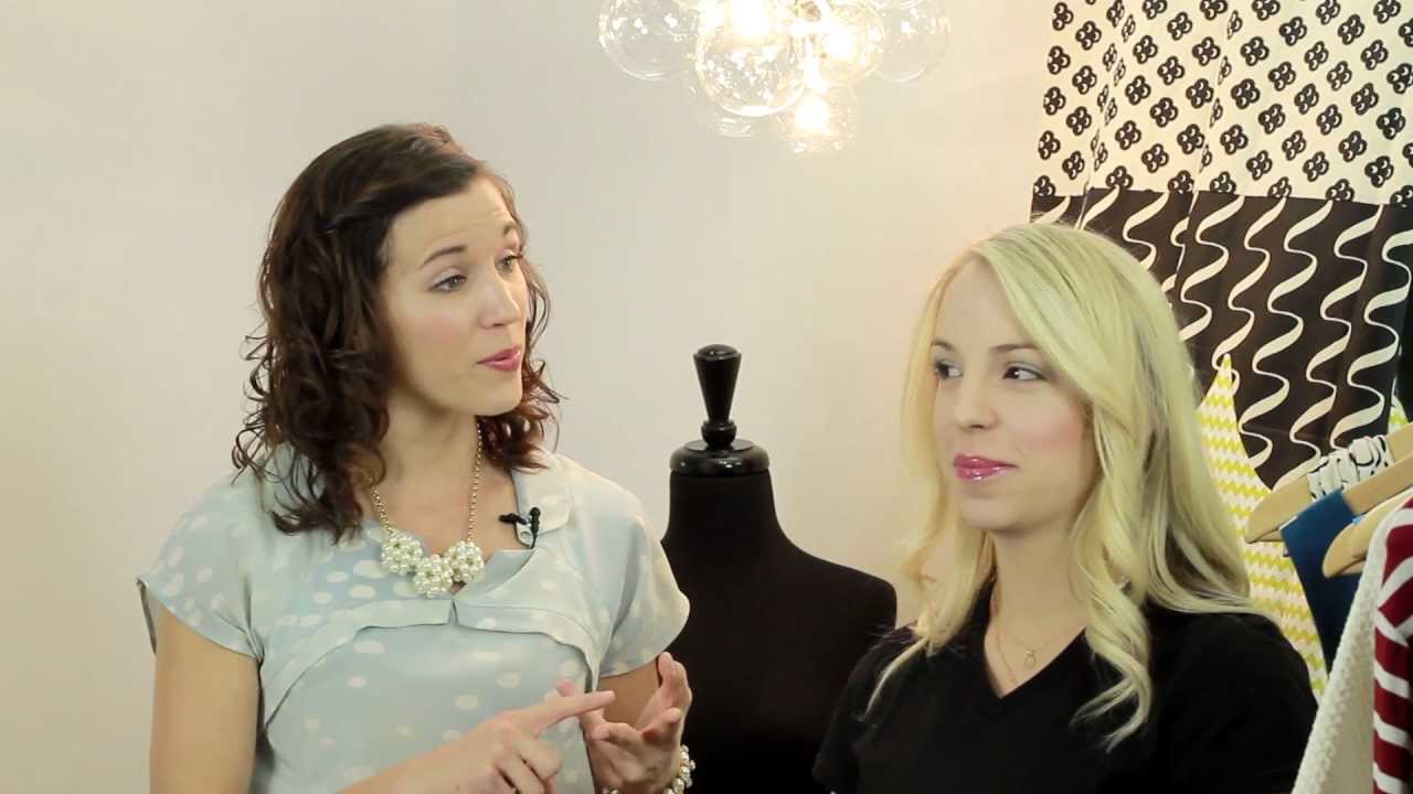 How to Dress a Middle Figure (Apple Body Type)