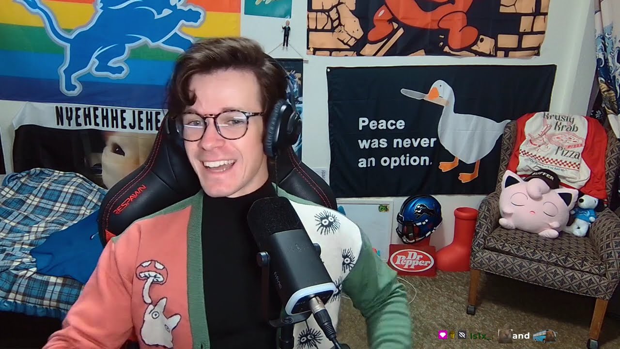Zaccarry Shows Off The Fit and Plays Some Games!