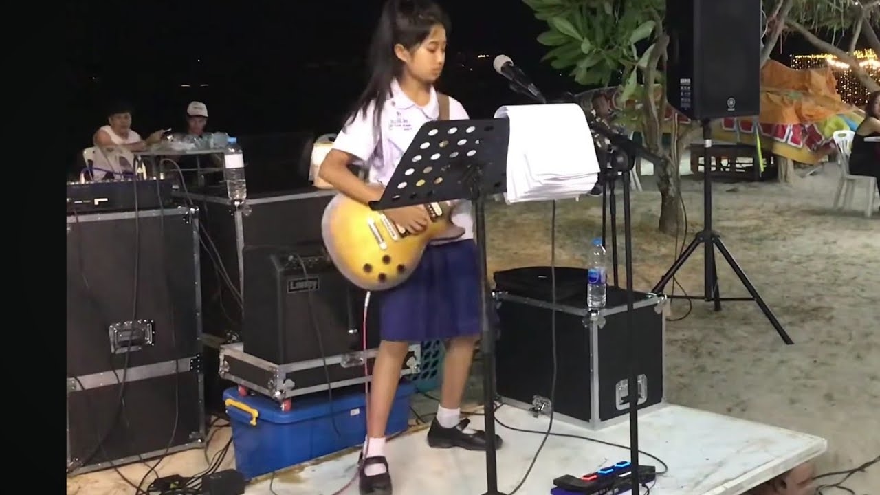 Highway Star - Deep Purple (Live Cover by Nene Royal in the age of 10 years at Patong Beach/Phuket)